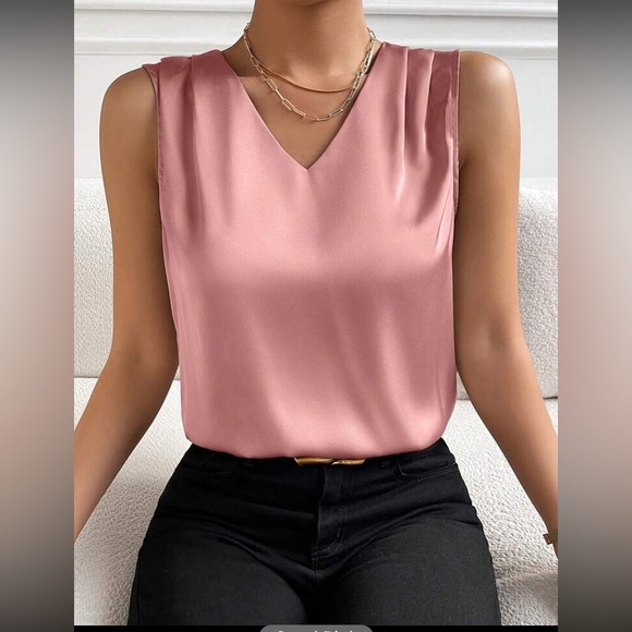 Luxe V neck sleeveless blouse - Picture 16 of 16